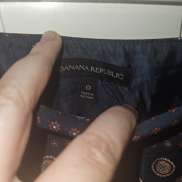Banana Republic Foulard Maxi Skirt-Size 0-Navy/Orange Circle Print‎ - Picture 8 of 8
